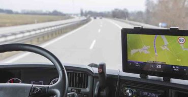 Aparelho GPS, que tem grande importância do GPS para motoristas de caminhão e transporte.